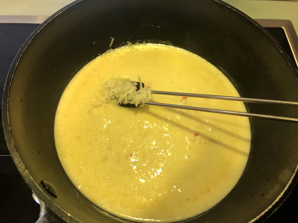 Linguine mit Riesengarnelen und Muscheln in Kokos-Weißwein-Sauce - Rezept - Bild Nr. 8