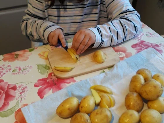 Rezept: Kochen mit der Enkeltochter Bild Nr. 4 Kochen mit der Enkeltochter - Rezept - Bild Nr. 4