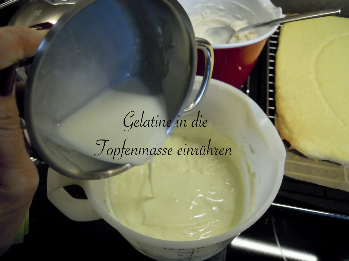 Rezept: Topfen - Erdbeer - Schnitten Bild Nr. 10 Topfen - Erdbeer - Schnitten - Rezept - Bild Nr. 10