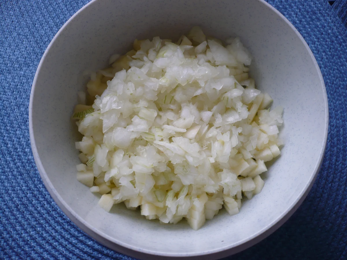 Salat mit Räucherfisch und Hausfrauendressing - Rezept - Bild Nr. 5