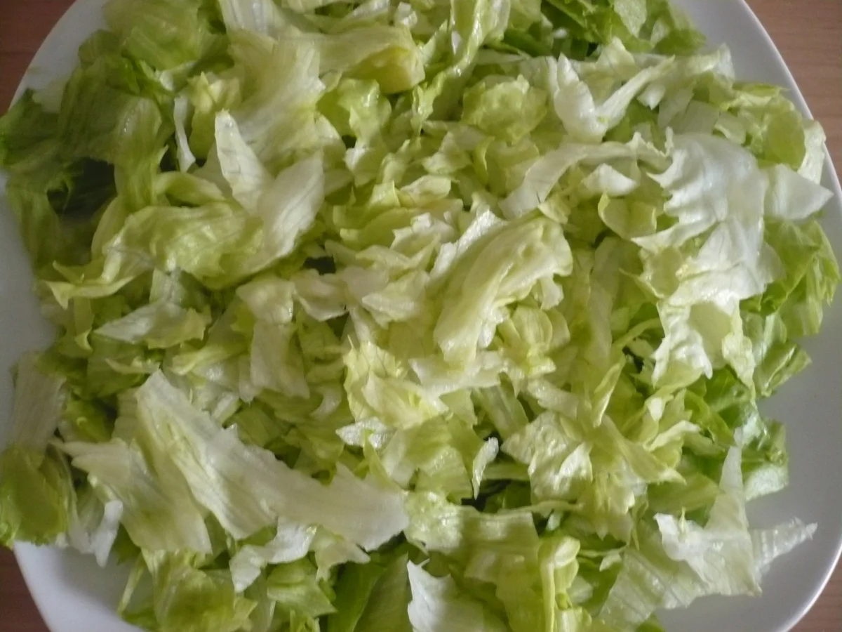 Salat mit Räucherfisch und Hausfrauendressing - Rezept - Bild Nr. 7