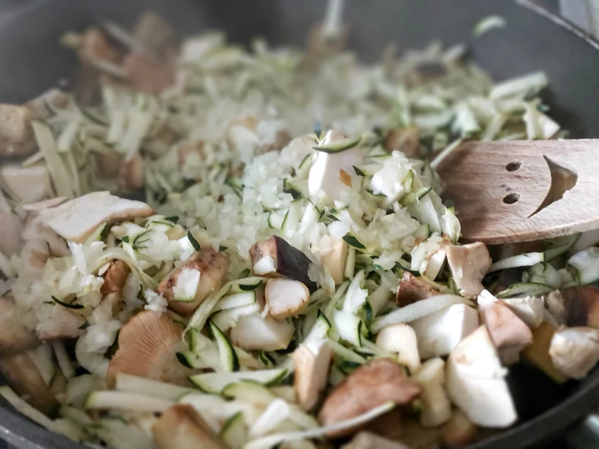 Rezept: Mediterrane Spaghetti Bild Nr. 11 Mediterrane Spaghetti - Rezept - Bild Nr. 11