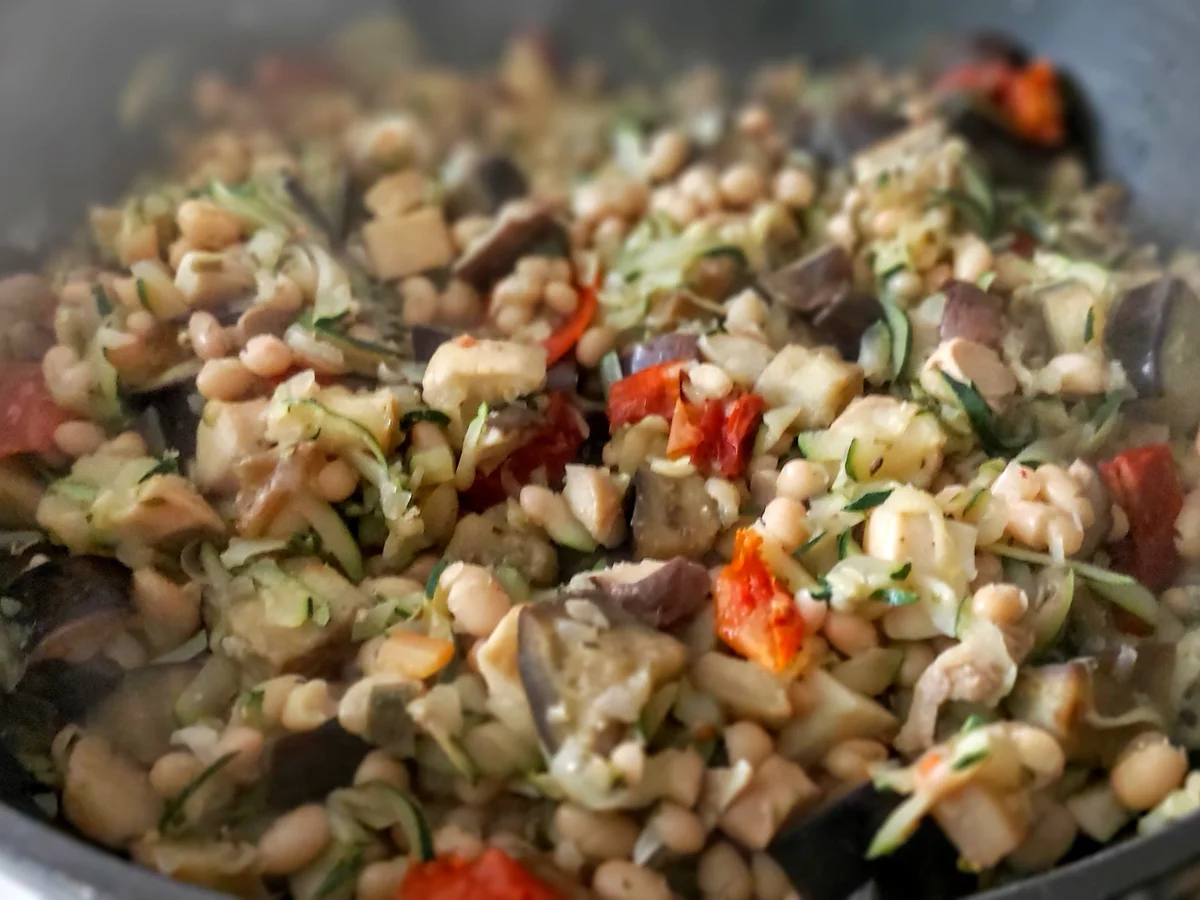 Rezept: Mediterrane Spaghetti Bild Nr. 15 Mediterrane Spaghetti - Rezept - Bild Nr. 15