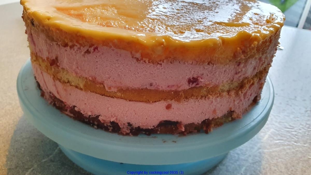 Erdbeerceme Torte ohne Schnickschnack aber besonders im Geschmack - Rezept - Bild Nr. 5