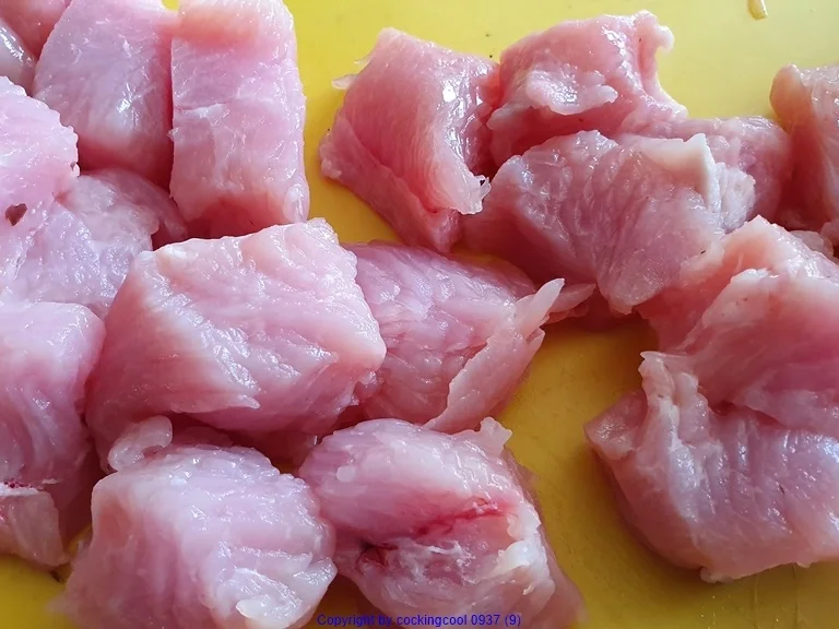 Putengulasch mit Pilzen schnell gemacht - Rezept - Bild Nr. 9