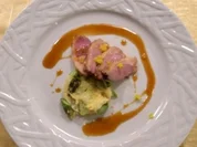 Marinierte Entenbrust mit Spargelquiche - Rezept