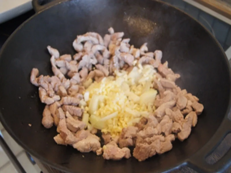 Rezept: Schweinefilet süß-sauer mit Drillingen und Salat Bild Nr. 16 Schweinefilet süß-sauer mit Drillingen und Salat - Rezept - Bild Nr. 16