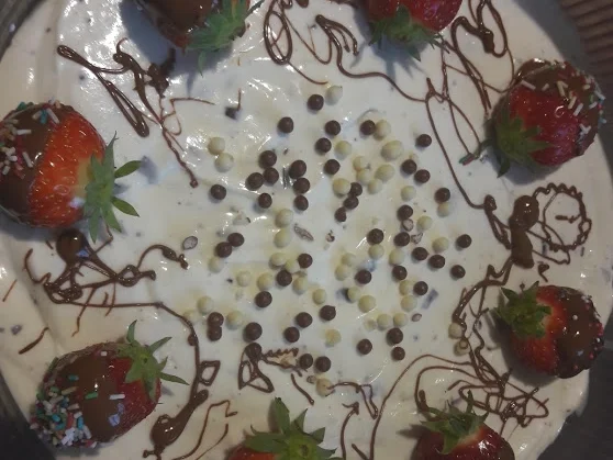 Joghurtstracciatella-Torte und Erdbeer-Torte - Rezept - Bild Nr. 17