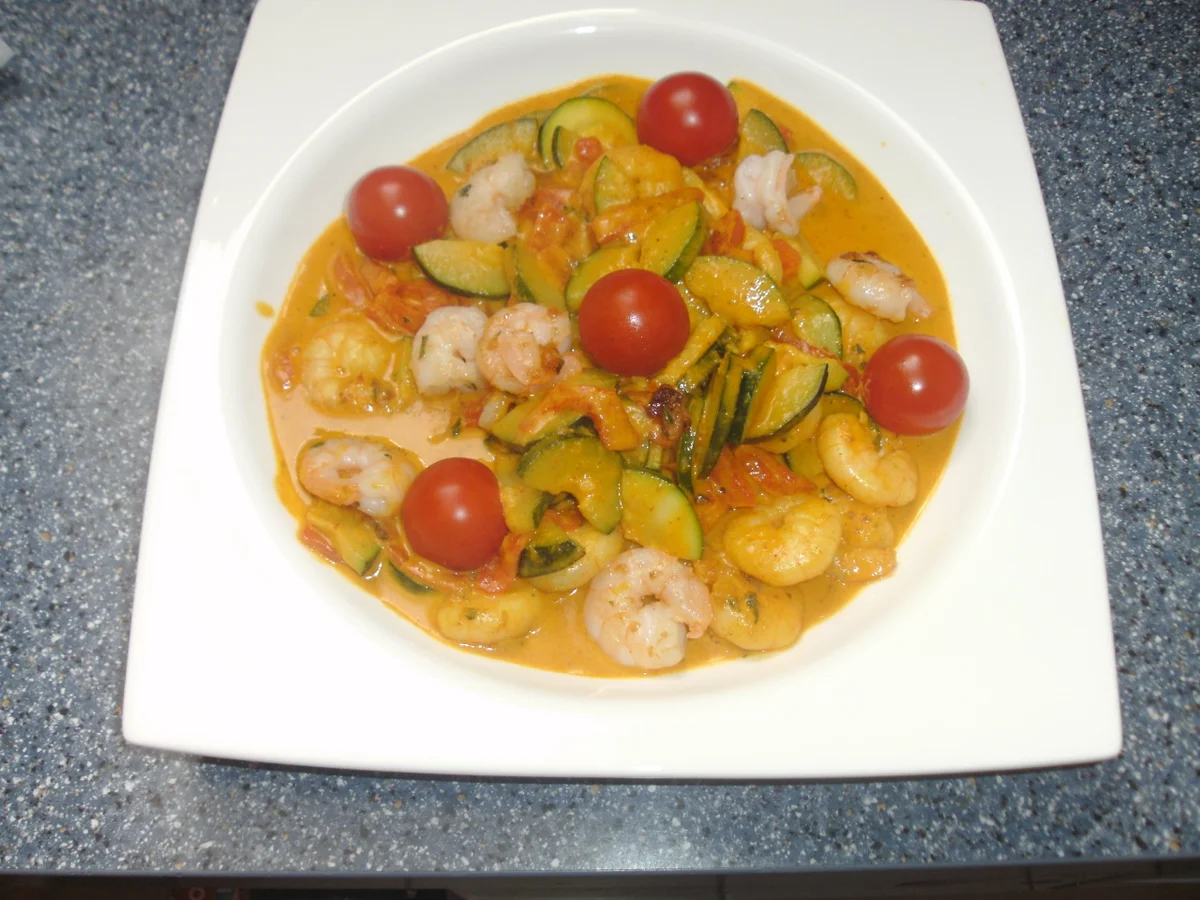 Gemüsepfanne mit Currysoße mit Garnelen - Rezept - Bild Nr. 2