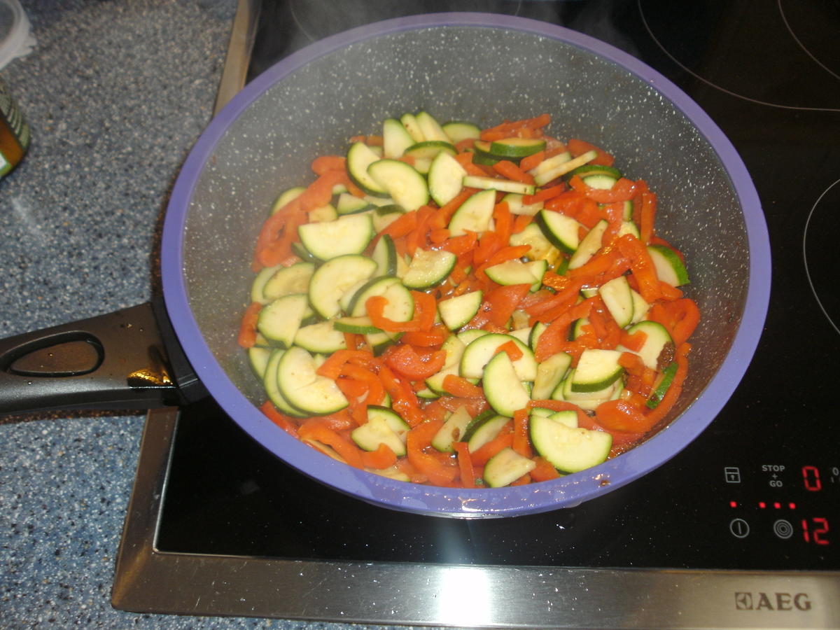 Gemüsepfanne mit Currysoße mit Garnelen - Rezept - Bild Nr. 6
