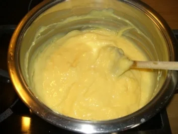 Rezept: Gefüllter Streuselkuchen Gefüllter Streuselkuchen - Rezept