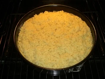 Rezept: Gefüllter Streuselkuchen Gefüllter Streuselkuchen - Rezept