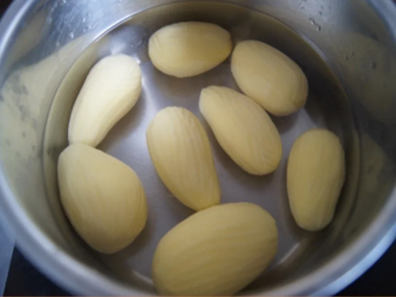 Rezept: Schlemmerfilet mit Honig-Bundmöhren, Senfsauce und Kartoffeln Bild Nr. 11 Schlemmerfilet mit Honig-Bundmöhren, Senfsauce und Kartoffeln - Rezept - Bild Nr. 11