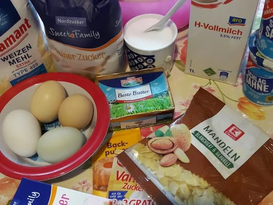 Rhabarbertorte mit Baiser - Rezept - Bild Nr. 10450