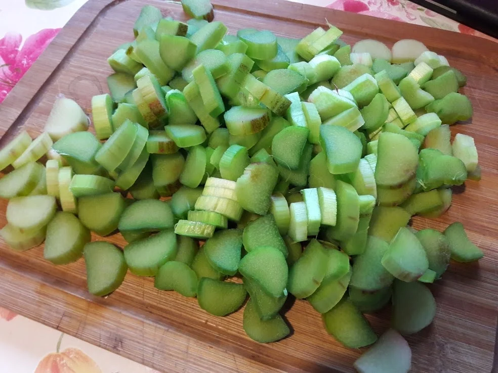 Rhabarbertorte mit Baiser - Rezept - Bild Nr. 10451