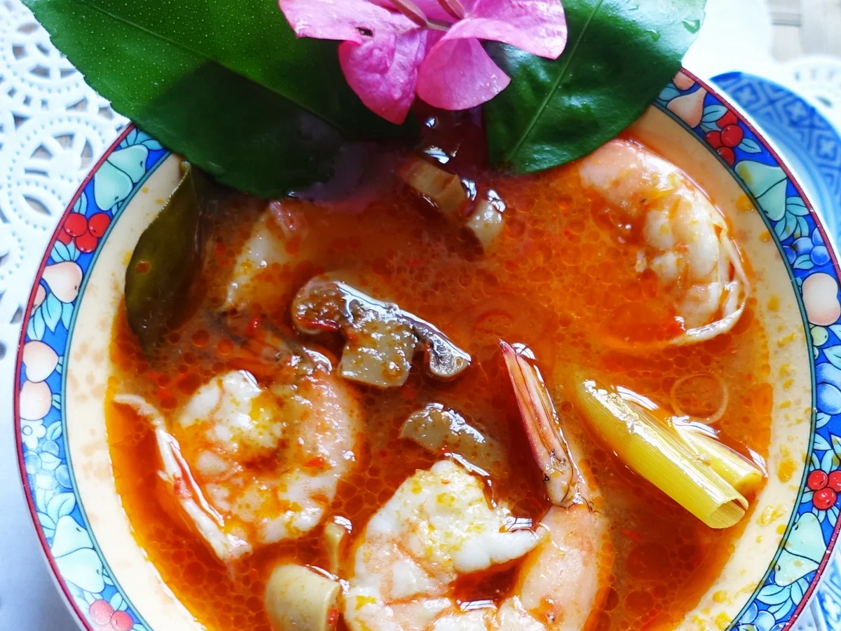 Scharfe Garnelensuppe mit Pilzen - Rezept - Bild Nr. 2