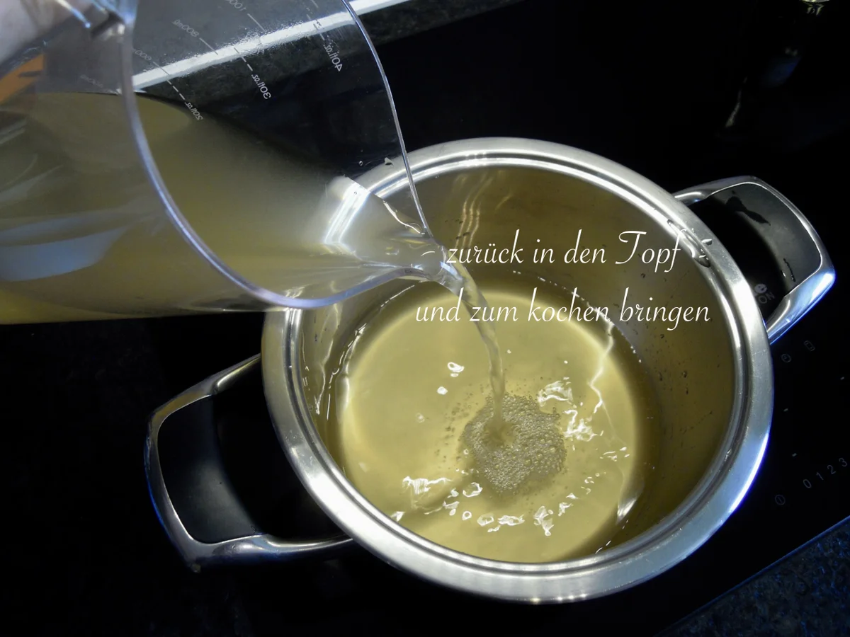 Rezept: Holunder Blüten Sirup Bild Nr. 20 Holunder Blüten Sirup - Rezept - Bild Nr. 20