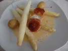 Spargel mit Orangen-Hollandaise und Ziegenkäsetalern - Rezept - Bild Nr. 10453