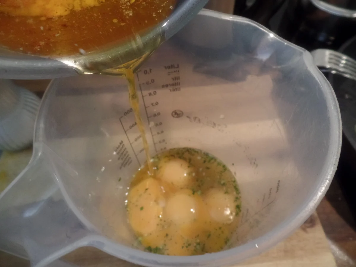 Spargel mit Orangen-Hollandaise und Ziegenkäsetalern - Rezept - Bild Nr. 10461