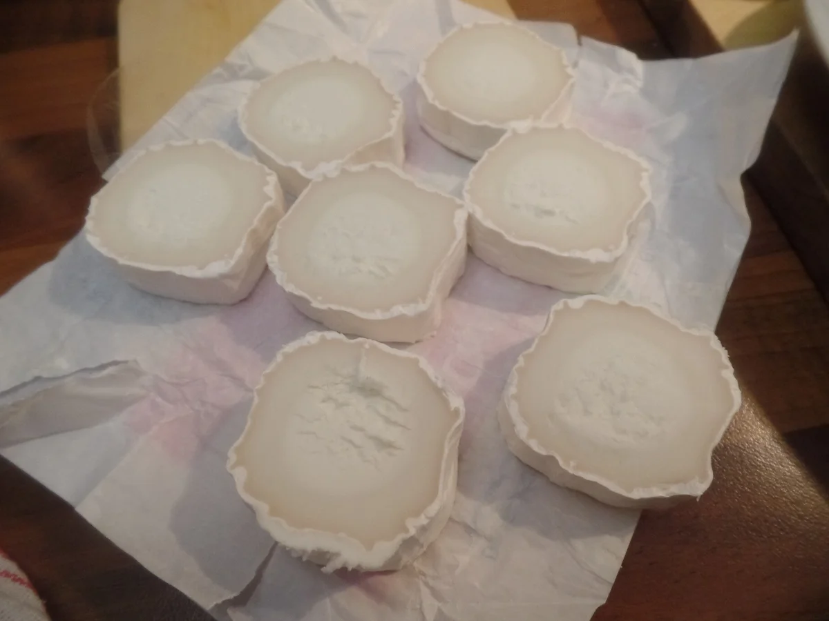 Spargel mit Orangen-Hollandaise und Ziegenkäsetalern - Rezept - Bild Nr. 10464