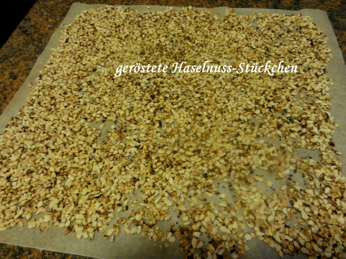 Rührteig:   FRANKFURTER "HERZ" statt einem Kranz - Rezept - Bild Nr. 5