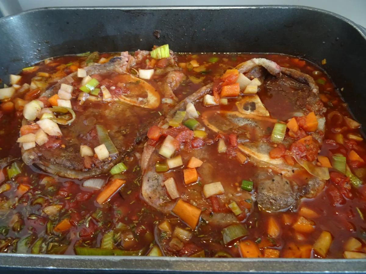 Rinderbeinscheiben nach Ossobuco-Art - Rezept - Bild Nr. 4