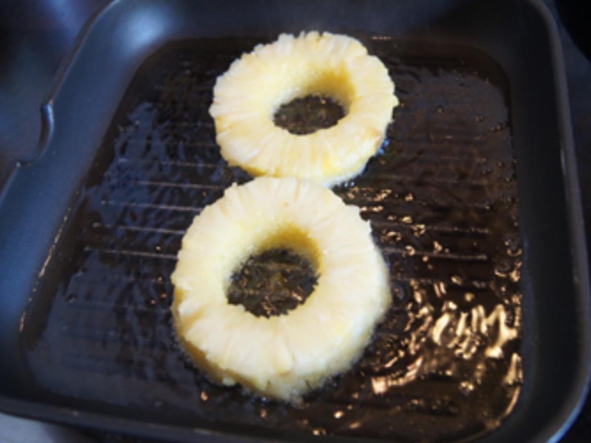 Semmelschmarren mit Honig-Ananas - Rezept - Bild Nr. 10470