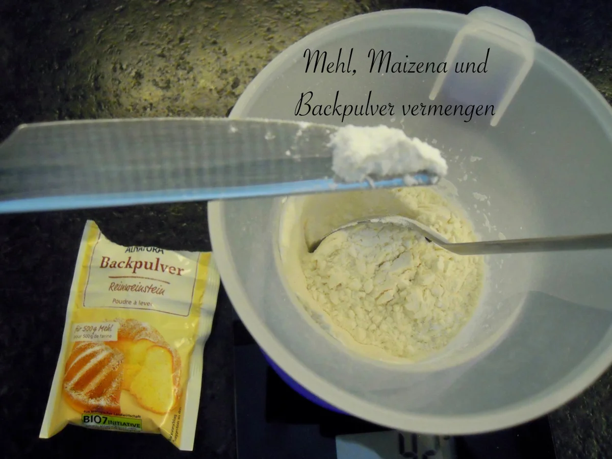 Rezept: Holunder Blüten Creme Törtchen Bild Nr. 36 Holunder Blüten Creme Törtchen - Rezept - Bild Nr. 36