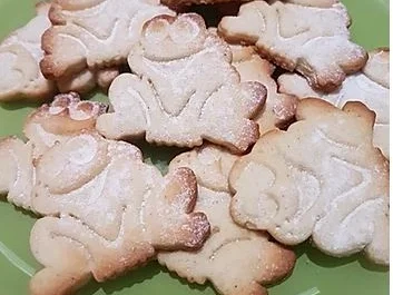 Rezept: Mürbeteig-Kekse / Plätzchen Bild Nr. 2 Mürbeteig-Kekse / Plätzchen - Rezept - Bild Nr. 2