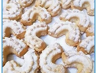 Rezept: Vanillekipferl vegan Bild Nr. 2 Vanillekipferl vegan - Rezept - Bild Nr. 2