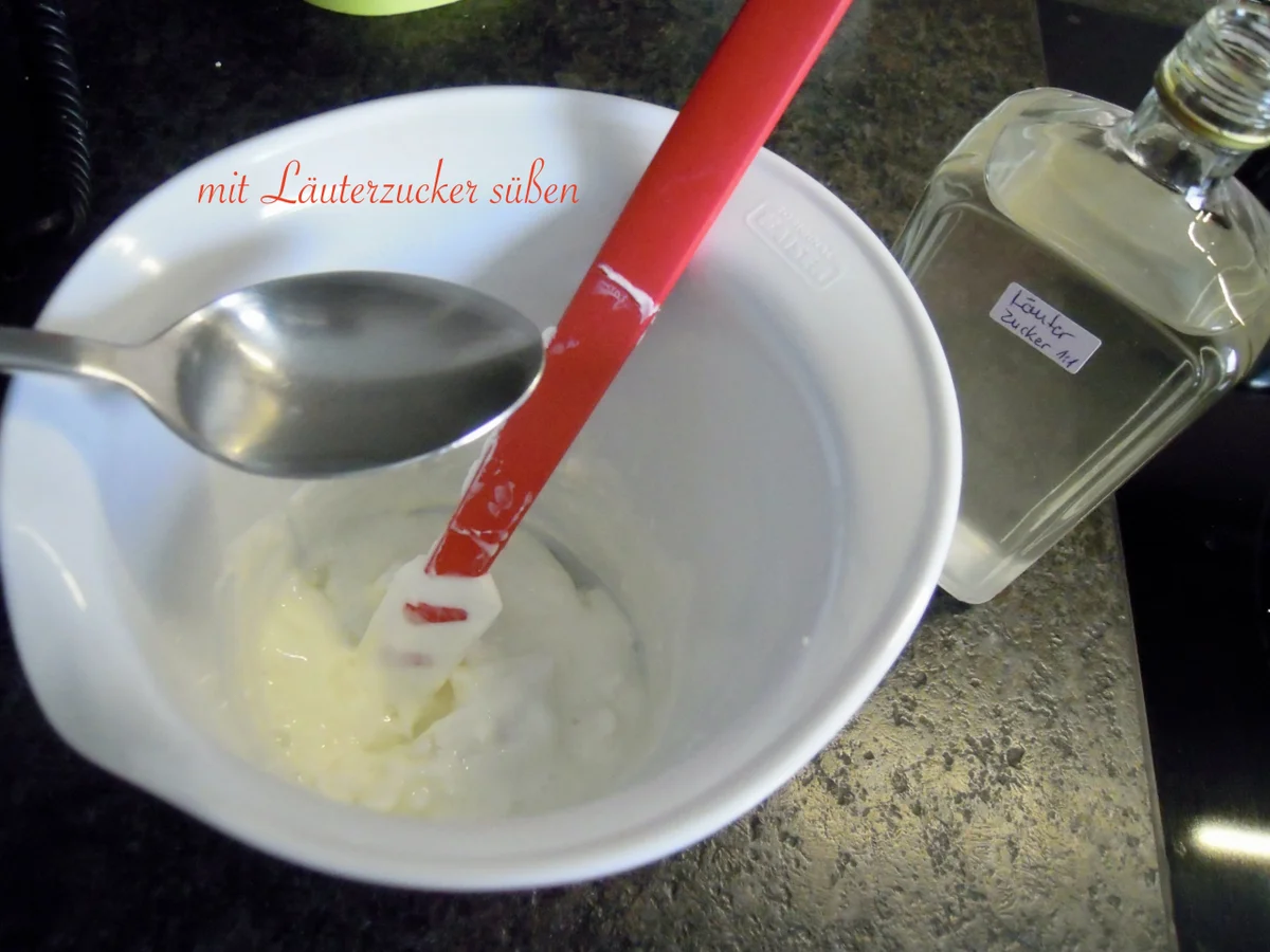 Rezept: Ananas Kokos Törtchen mit Pina Colada Espuma Bild Nr. 10473 Ananas Kokos Törtchen mit Pina Colada Espuma - Rezept - Bild Nr. 10473