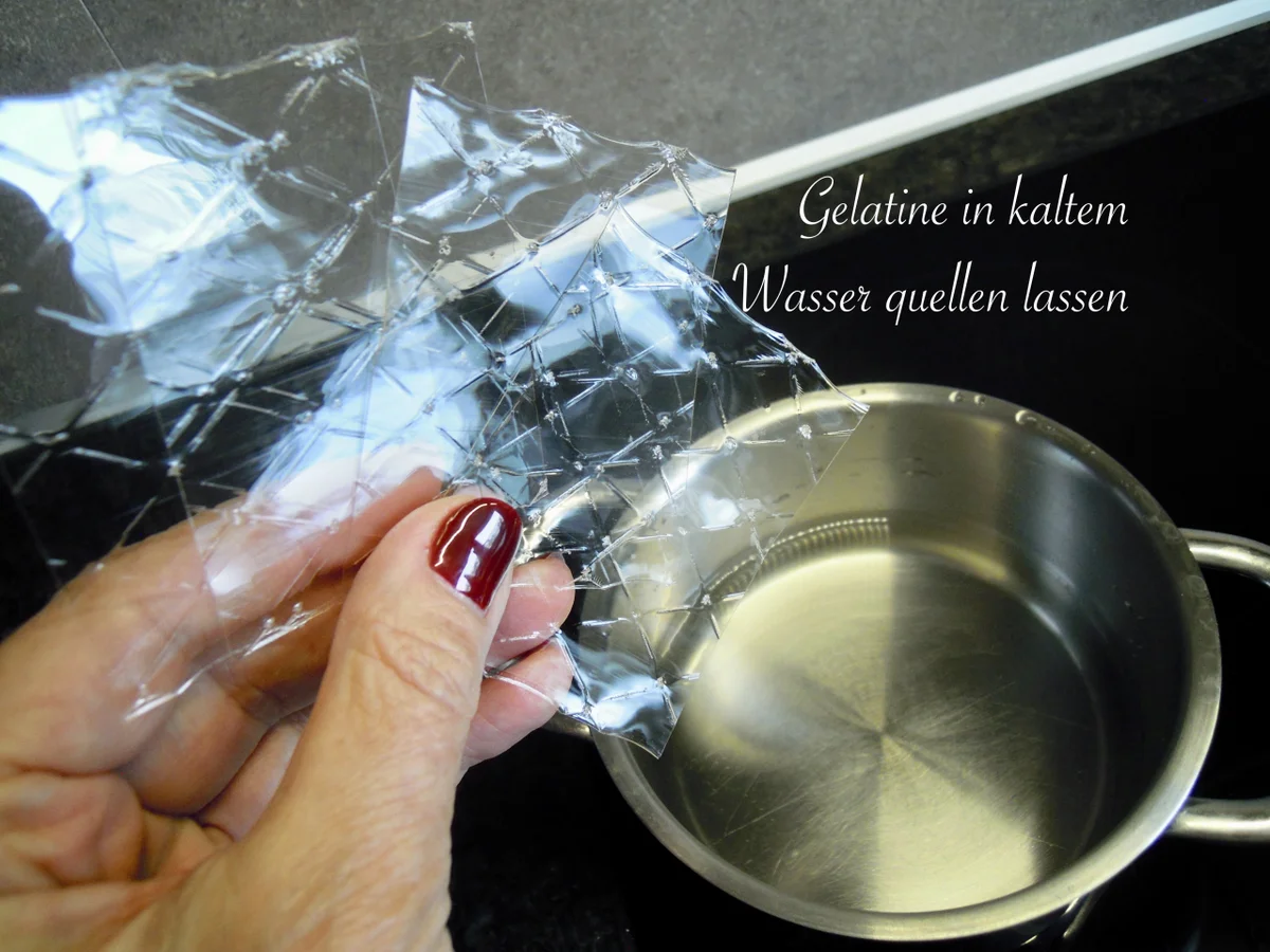 Rezept: Ananas Kokos Törtchen mit Pina Colada Espuma Bild Nr. 10478 Ananas Kokos Törtchen mit Pina Colada Espuma - Rezept - Bild Nr. 10478