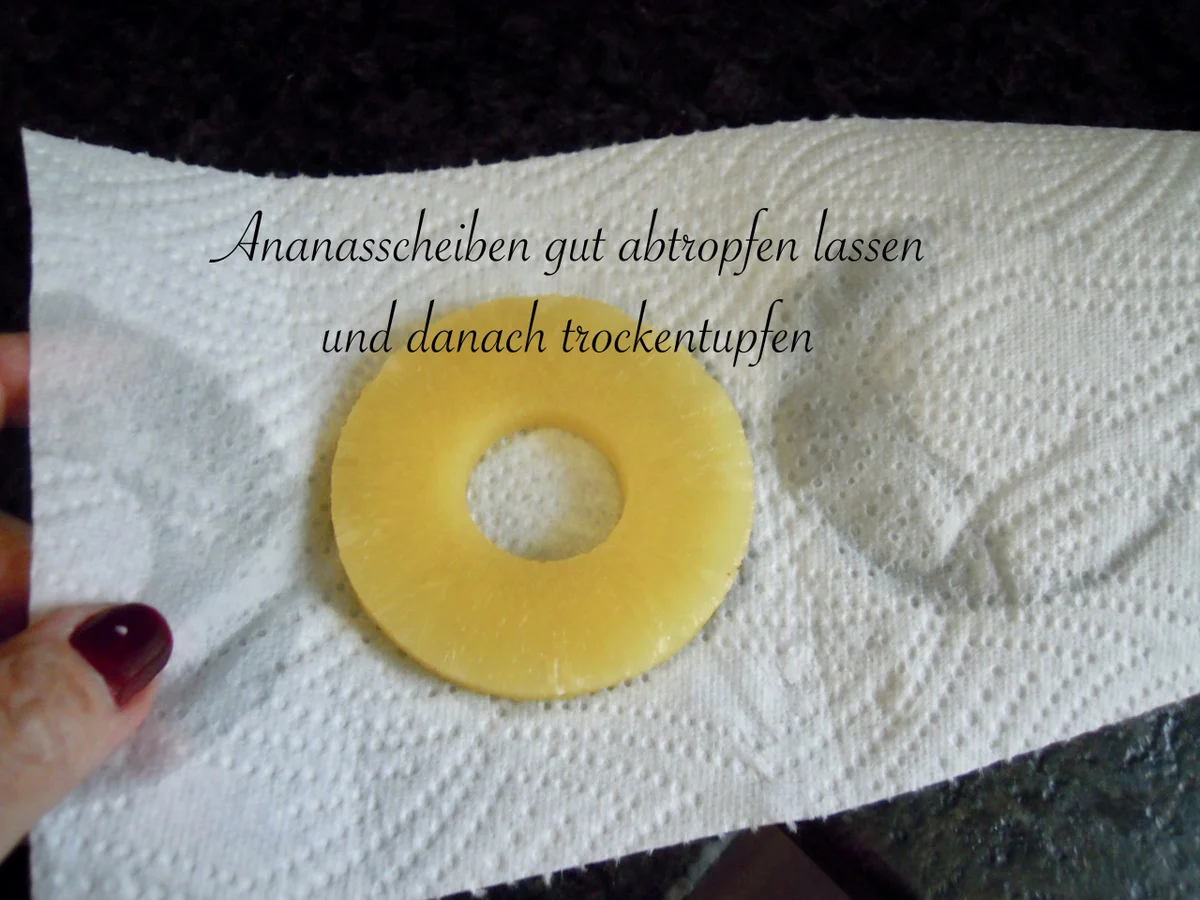 Rezept: Ananas Kokos Törtchen mit Pina Colada Espuma Bild Nr. 10480 Ananas Kokos Törtchen mit Pina Colada Espuma - Rezept - Bild Nr. 10480