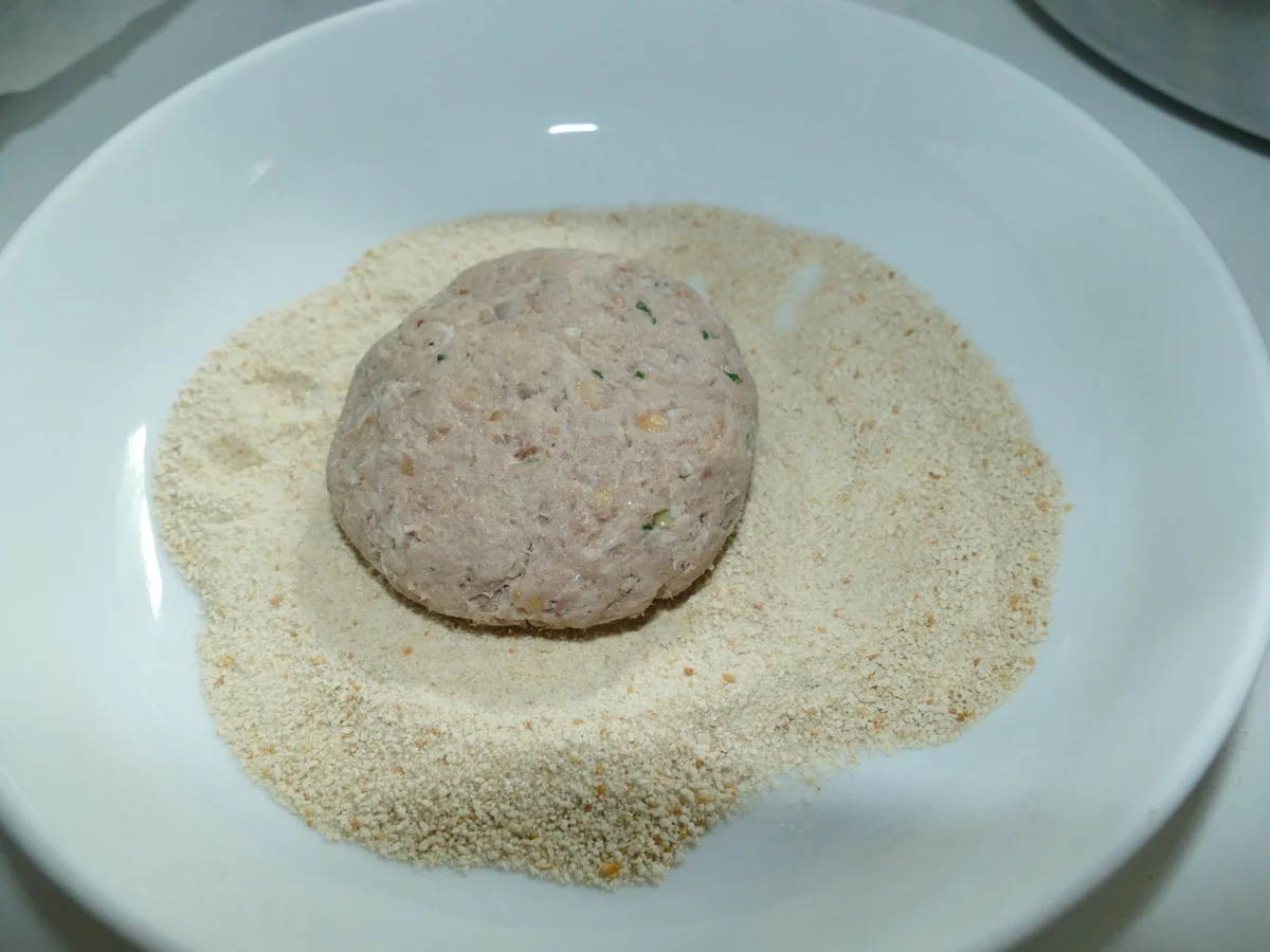 Rezept: Fleischküchle mit frischem Brät Bild Nr. 8 Fleischküchle mit frischem Brät - Rezept - Bild Nr. 8