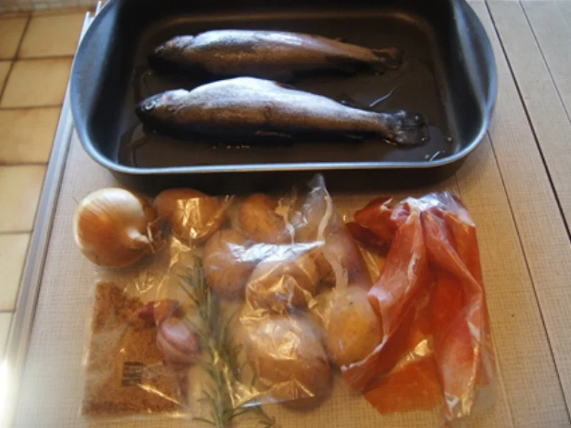 Rezept: Regenbogenforelle mit herzhaften Kartoffelstampf Bild Nr. 3 Regenbogenforelle mit herzhaften Kartoffelstampf - Rezept - Bild Nr. 3