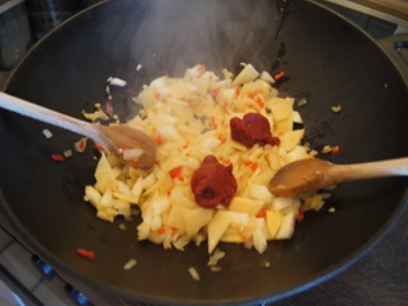 Asiatische Tomatensuppe mit Einlage - Rezept - Bild Nr. 15