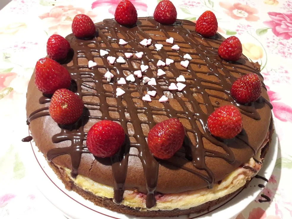 Rezept: Schokoladentorte Bild Nr. 2 Schokoladentorte - Rezept - Bild Nr. 2