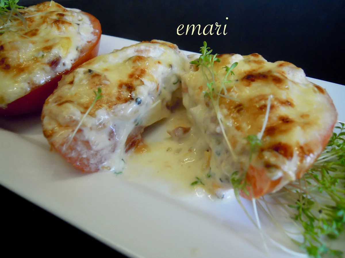 Rezept: Gefüllte Tomate mit Käse überbacken Bild Nr. 10484 Gefüllte Tomate mit Käse überbacken - Rezept - Bild Nr. 10484