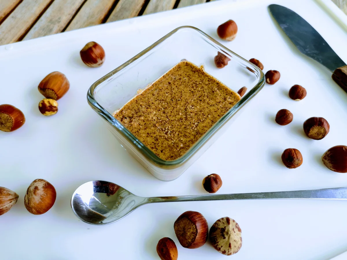 Rezept: BiNe` S NUSSMILCH Bild Nr. 3 BiNe` S NUSSMILCH - Rezept - Bild Nr. 3