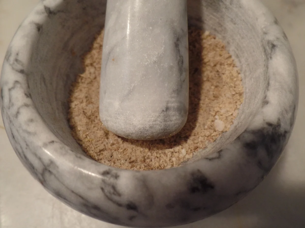 Kräuter--Muffins mit Cheddar und Pinienkernen - Rezept - Bild Nr. 10478