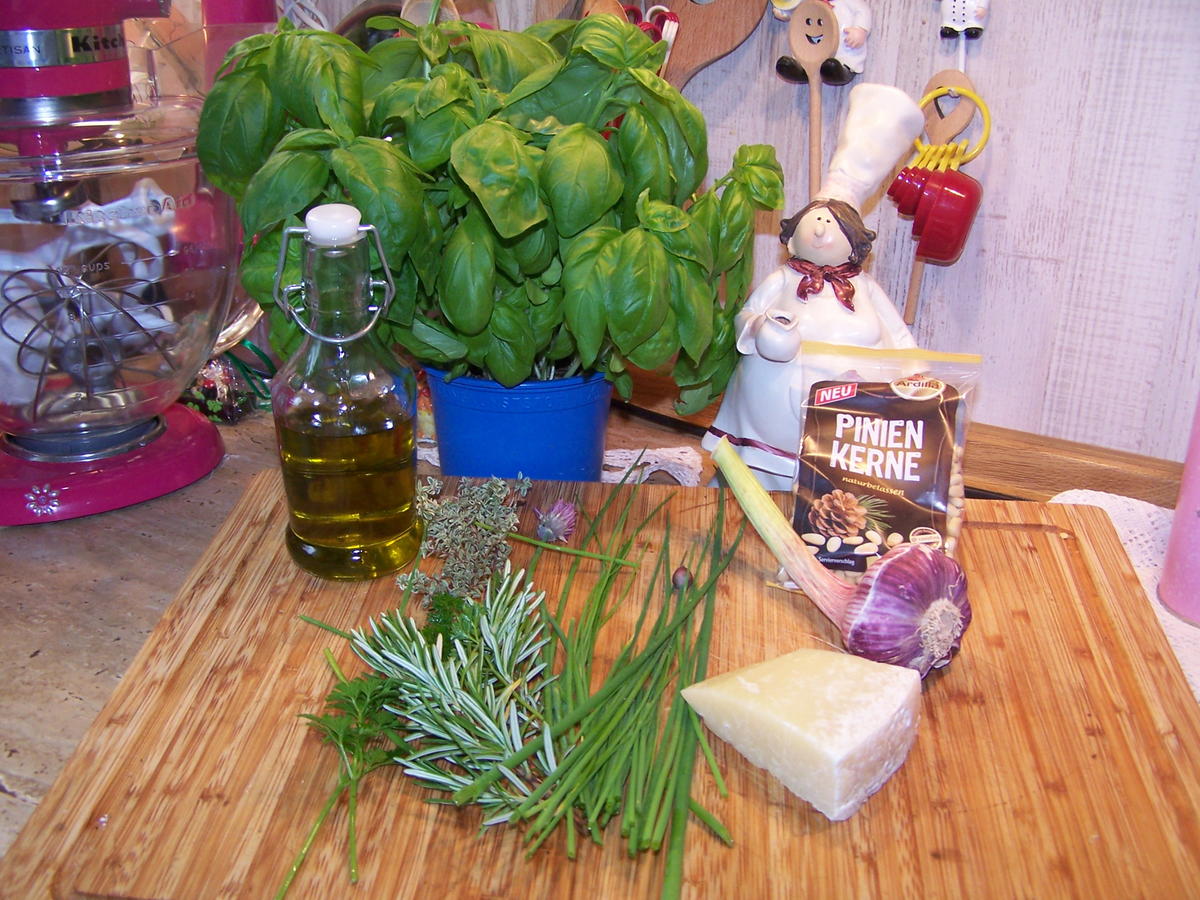Kräuter-Pesto=Kochbar Challenge 6.0(Juni2020) - Rezept - Bild Nr. 2