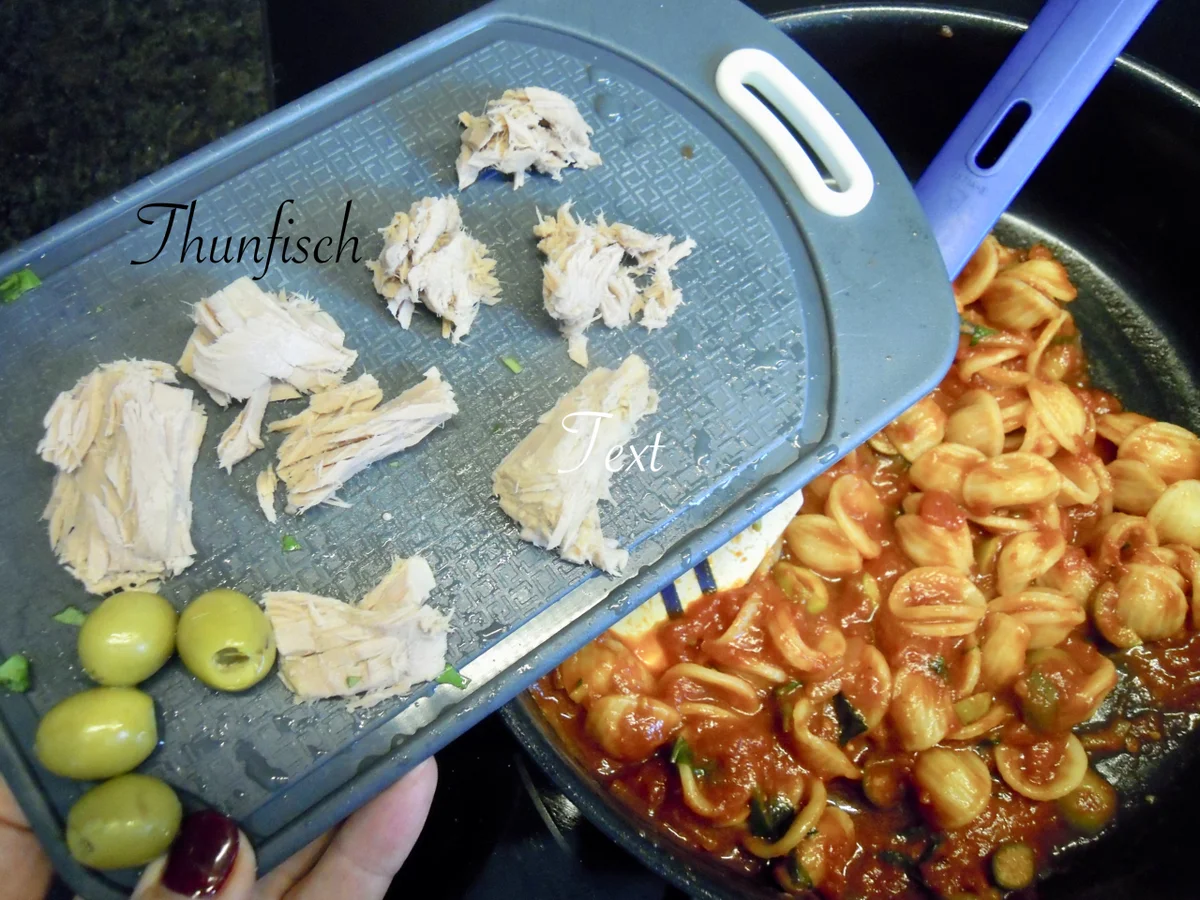 Sardische Orecchiette mit Thunfisch - Rezept - Bild Nr. 24