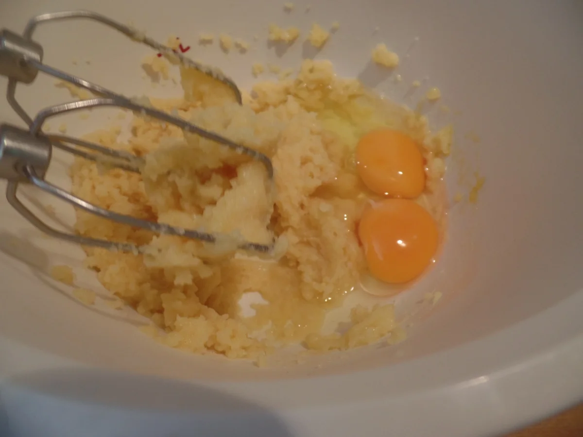 Eclairs mit Blaubeerfüllung - Rezept - Bild Nr. 10514