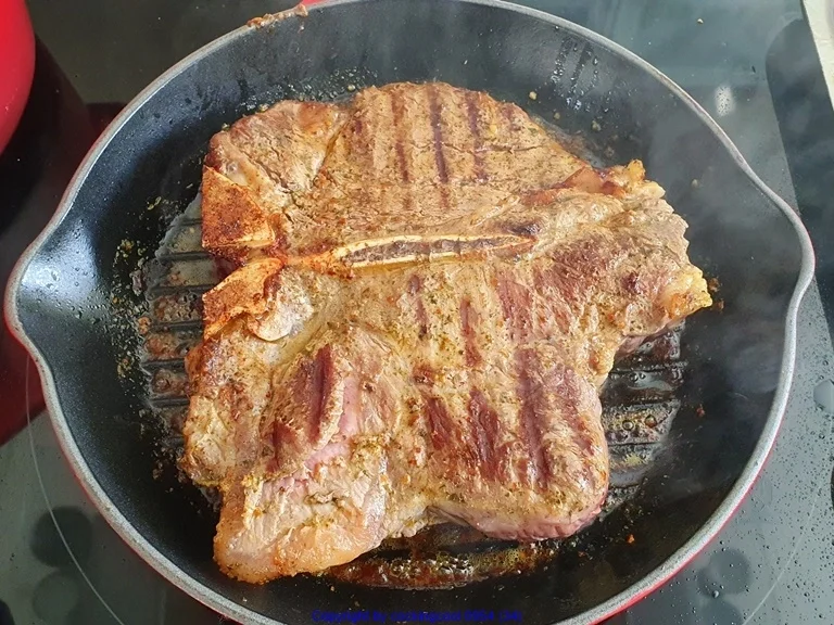 Rezept: T- Bone Steak mit versch. Beilagen = kochbar Challenge 6.0 (Juni 2020) Bild Nr. 10526 T- Bone Steak mit versch. Beilagen = kochbar Challenge 6.0 (Juni 2020) - Rezept - Bild Nr. 10526