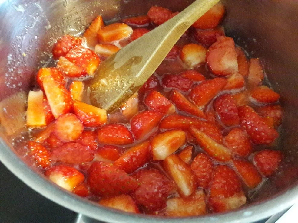 Erdbeertorte - Rezept - Bild Nr. 16