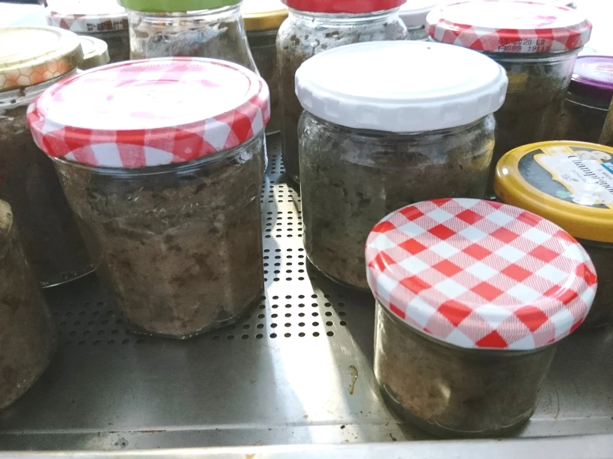 Rezept: Leberwurst "Berliner Art" Bild Nr. 4 Leberwurst "Berliner Art" - Rezept - Bild Nr. 4