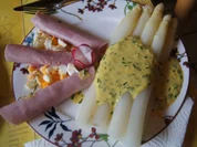 Spargel mit Kochschinken und pikanter Crème fraîche Sauce - Rezept - Bild Nr. 2