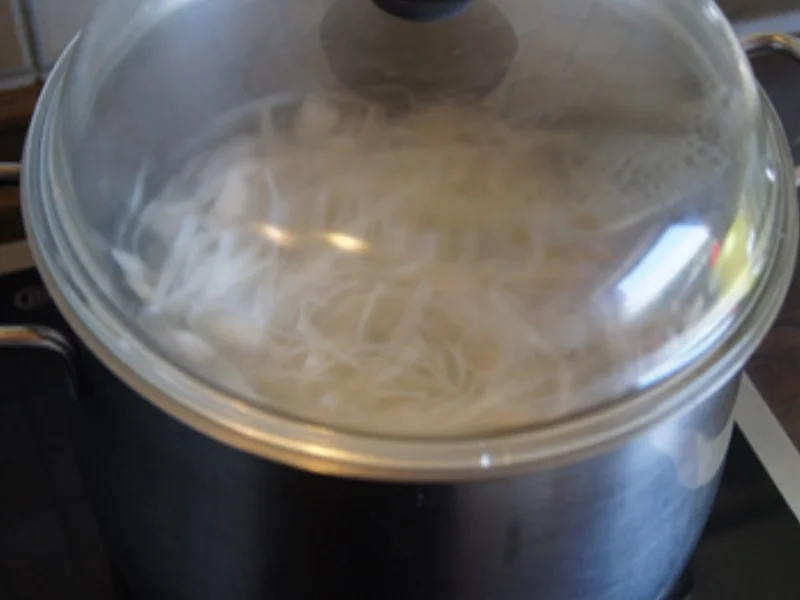 Rezept: Spargel mit Kochschinken und pikanter Crème fraîche Sauce Bild Nr. 4 Spargel mit Kochschinken und pikanter Crème fraîche Sauce - Rezept - Bild Nr. 4