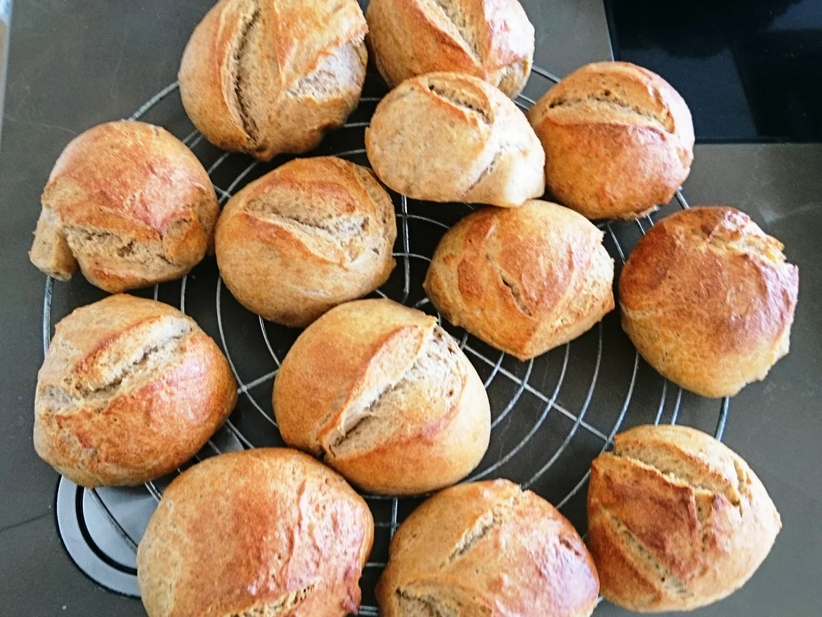 Dinkel-Buttermilch Brötchen no knead - Rezept - Bild Nr. 10