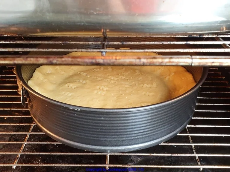 Kirsch  Kuchen mit Mürbteig, Marzipan und Knusperdecke - Rezept - Bild Nr. 10573